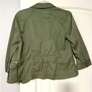 Sage colored casual blazer, hip length, 3/4 sleeves